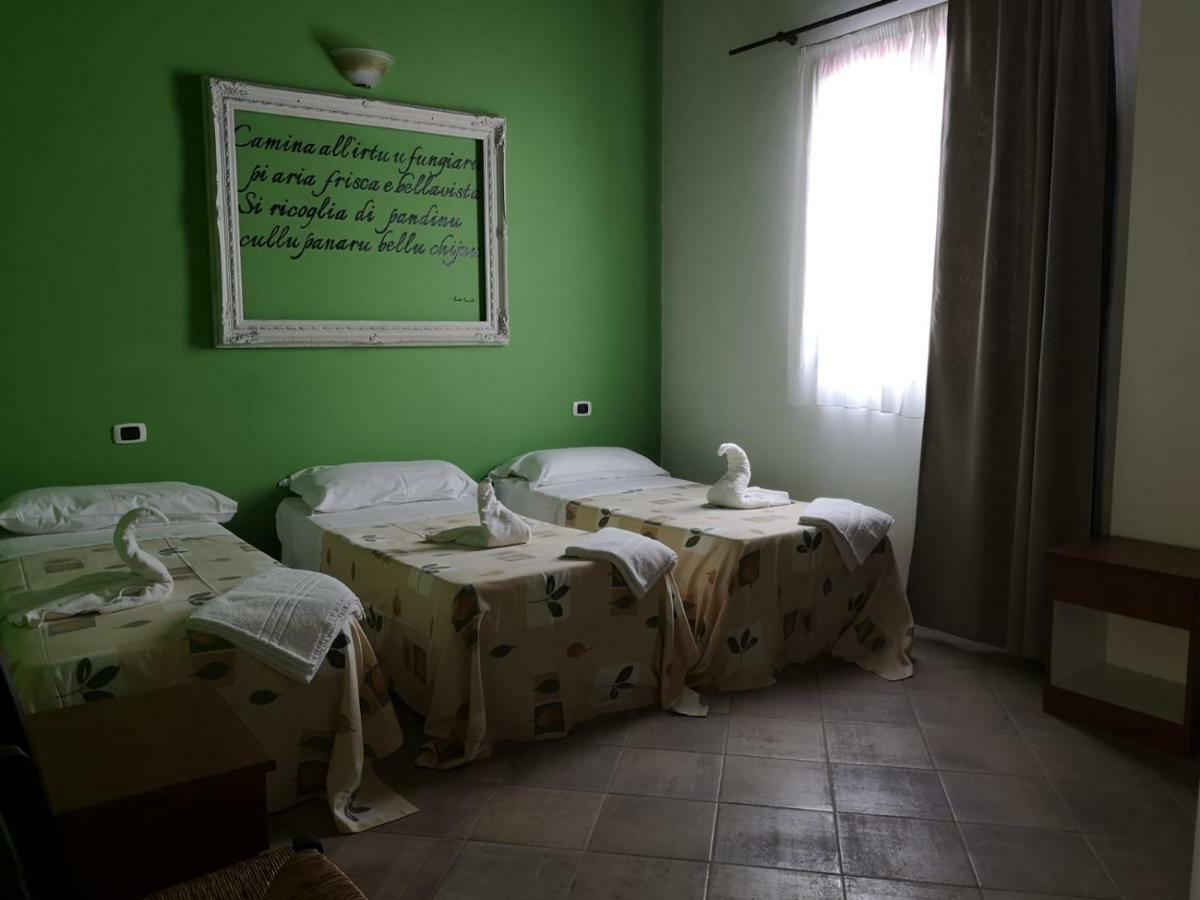 Azienda Agrituristica La Fonte Villa Бонифати Екстериор снимка