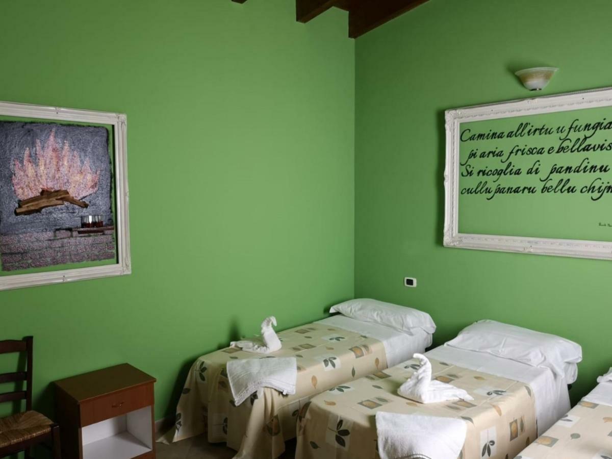 Azienda Agrituristica La Fonte Villa Бонифати Екстериор снимка